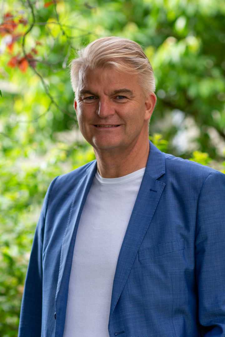 Robert Ulrich Do The Center For Neurology And